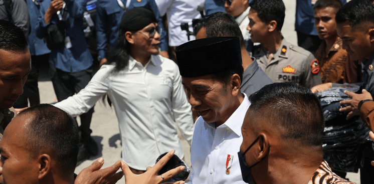 Presiden Jokowi Hadiri Harlah ke-12 Ponpes Ora Aji Gus Miftah dan Peresmian Tol Solo-Yogyakarta